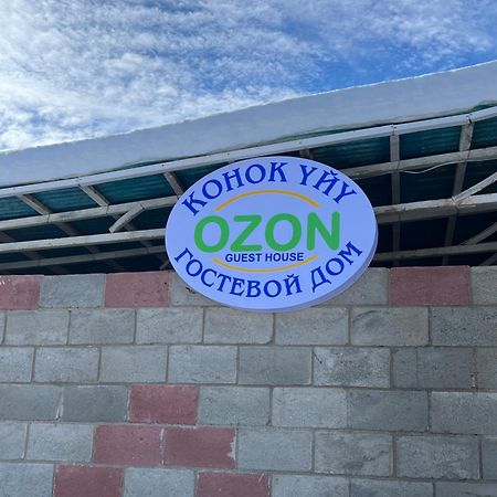Ozon Guest House Karakol Esterno foto